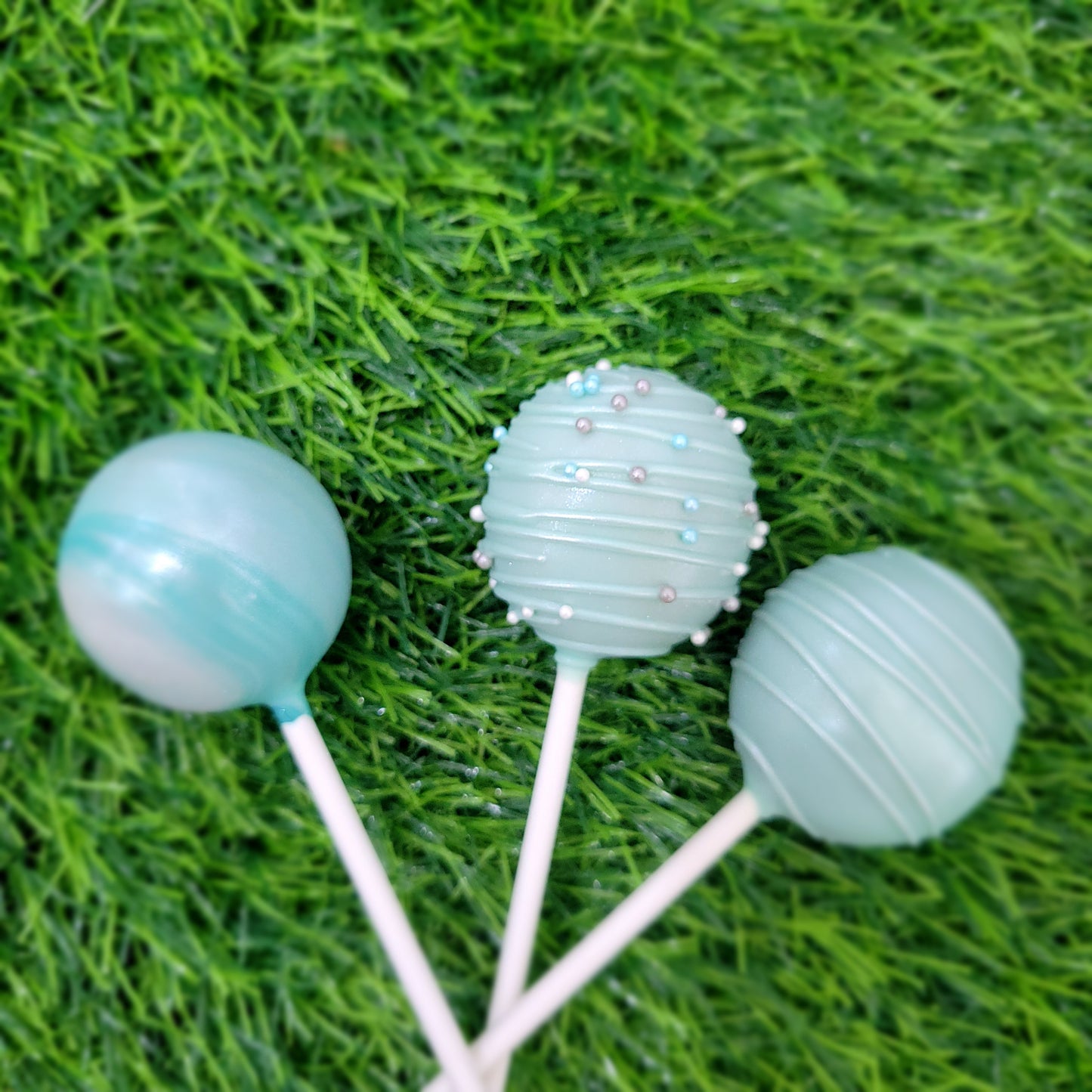 Simple Cake Pops